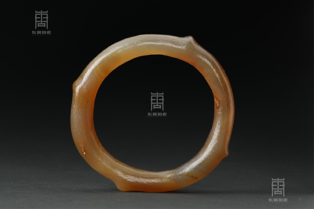 263 清 竹节玛瑙镯